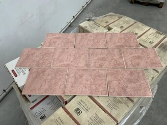 Kachličky obkladačky 2520 cm 84 m2 levně - 4