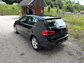 Volkswagen Golf, 1.2 TSi PĚKNÁ VÝBAVA SERVISKA NEHAVAROVANÉ - 4