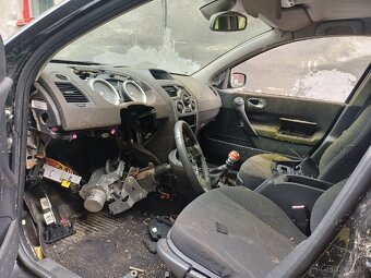 Renault Megane 2 1.9 dci 88 kw - Díly - 4