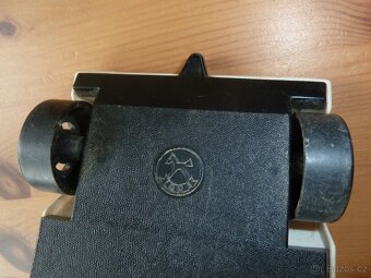 Retro hračka autíčko IGRA - 4