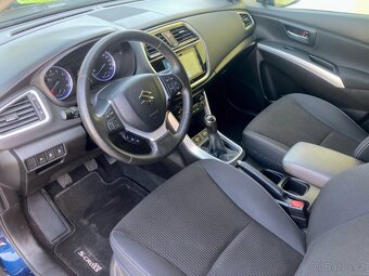 Suzuki SX4 S-Cross, 1,0i (82kW), digi klima, park.kamera - 4