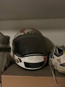 motocyklová helma Uvex , integrální helma Lazer, obě vel. M - 4