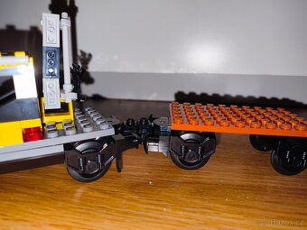 Lego vlak MÚV 75 - 4
