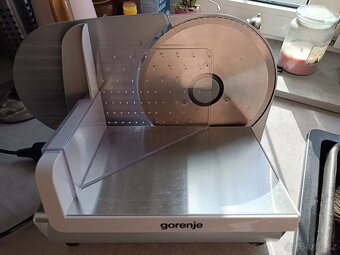 Elektrický kráječ Gorenje E506E - 4