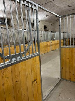Vnitřní boxy pro koně Equimetal.cz s.r.o - 4