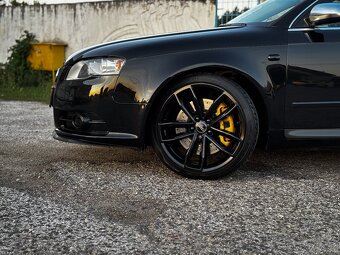 Audi S4B7 4,2V8 - 4