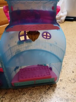 Na na na surprise - 4