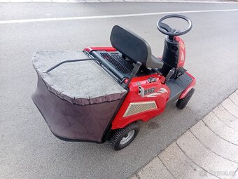 Prodám zahradní traktor Hecht 5162 - 4