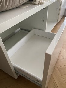 Televizní stolek IKEA - 4