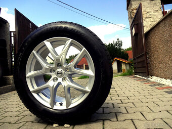 ZIMNÍ ORIGINÁL VOLVO 18" pneu 235/60R18 Dunlop - 4