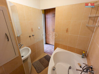 Pronájem bytu 2+kk, 36 m², Karviná, ul. Bratr. Veverkových - 4