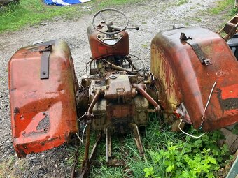 Zetor 4011/4511 kabrio celek nebo díly - 4