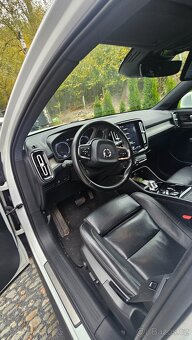 Volvo XC40 , 4x4 , Webasto, záruka - 4
