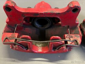 Octavia 2 RS 312mm přední brzdy třmeny a držáky - 4