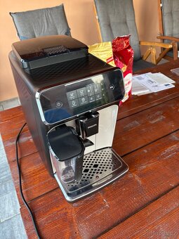 Kávovar Philips 3200 - 4