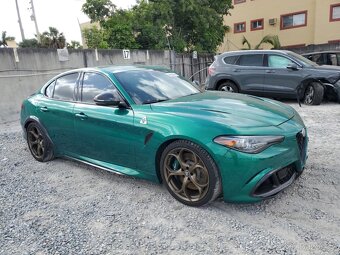 ALFA ROMEO GIULIA QUADRIFOGLIO - 4