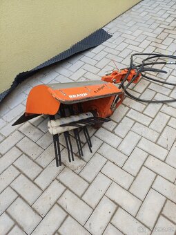 Ometač kmínků do vinice - 4