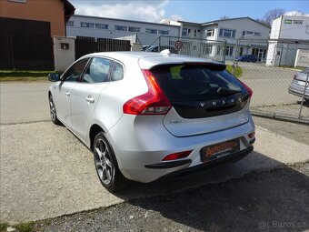 Volvo V40 2,0 D2 OCEAN RACE NAVI - 4