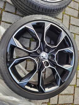 19" Škoda Extreme Octavia III RS 5E 5x112 Pneu 7mm - 4