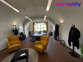 Pronájem 6 kanceláří 435 m² - 4