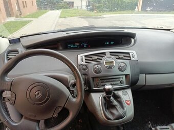 Renault Grand Scénic 1.9dci - 4