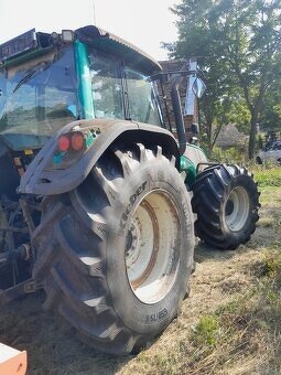 TRAKTOR Valtra T190 - 4
