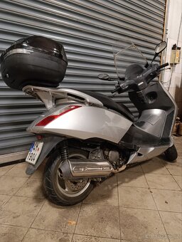 Honda Pantheon skútr - 4