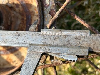 Přední kolo ČZ 125c, 150c. - 4