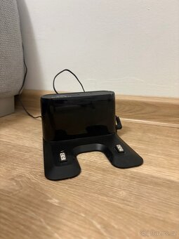 Robotický vysavač ETA - 4