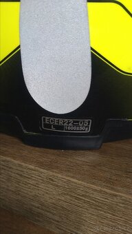 Vyklápěcí helma LS2 - 4