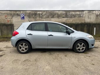 Toyota Auris 1.4 2008 - 4