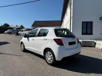 Toyota Yaris 1.0 VVT-i 51 kW - 4