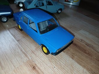Fiat 131 miraforri 1:24 bburago - 4