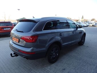 AUDI Q7 3,0 TDi 176 KW 02/2010 7 MÍST PO ROZVODECH - 4