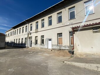 Pronajmu skladovací/výrobní prostory v Chrasti u Chrudimi - 4