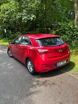 Hyundai i30 1.6 GDi 99kw - 4