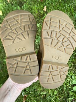 UGG velikost 22 - 4