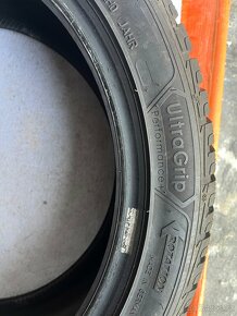 GOOD YEAR UltraGrip Performace 235/45 R18 rok 2021 - 4