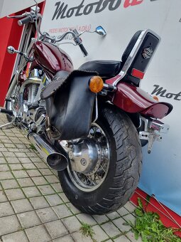 Suzuki vs 1400 Intruder - 4
