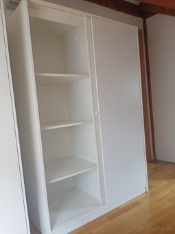 Prodám šatní skříň IKEA - 4