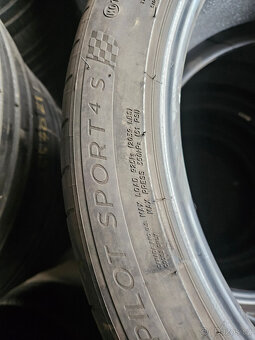 295/35R20 105Y XL Pilot Sport 4 S Acoustic MO1 MICHELIN - 4