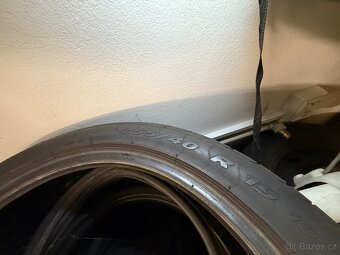 255/40 R19 - sada 4 ks zánovních letních pneu - 4
