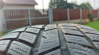 Zimní pneu 2x Toyo Snowprox S954 SUV 225/55 R19 99V - 4