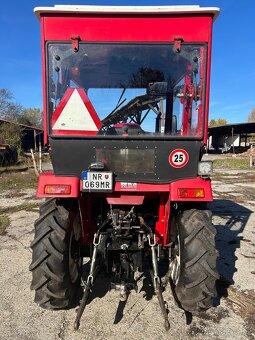 Traktor Jinma 354E s čelním nakladačem - 4