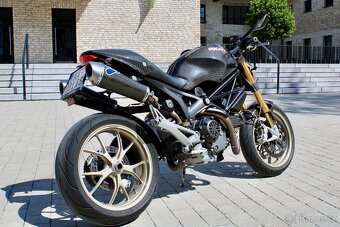 Ducati Monster 1100S - 4