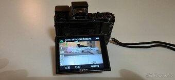 Sony DSC-RX100 M3 - 4
