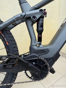 Prodám e-kolo Cube STEREO - 4