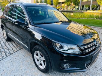 Volkswagen Tiguan 2.0TDI 4x4 125kW MANUÁL LED TAŽNÉ BiXENON - 4