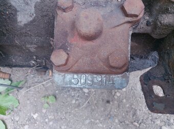 Prodám motor Tudor - 4