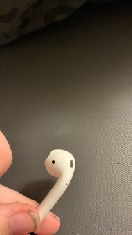 Apple Airpods 1 - 4